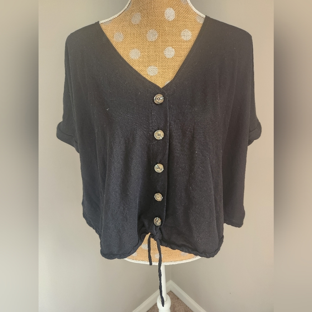 WOMEN'S BLACK BUTTON DOWN TOP WITH DRAWSTRING SIZE SMALL!